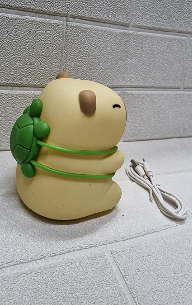 🦦 Lámpara Capibara LED de Silicona 🦦
