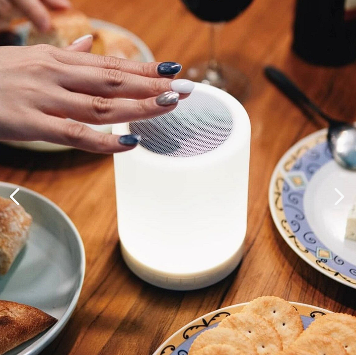 🎶 Lámpara Parlante LED Portátil 🎶